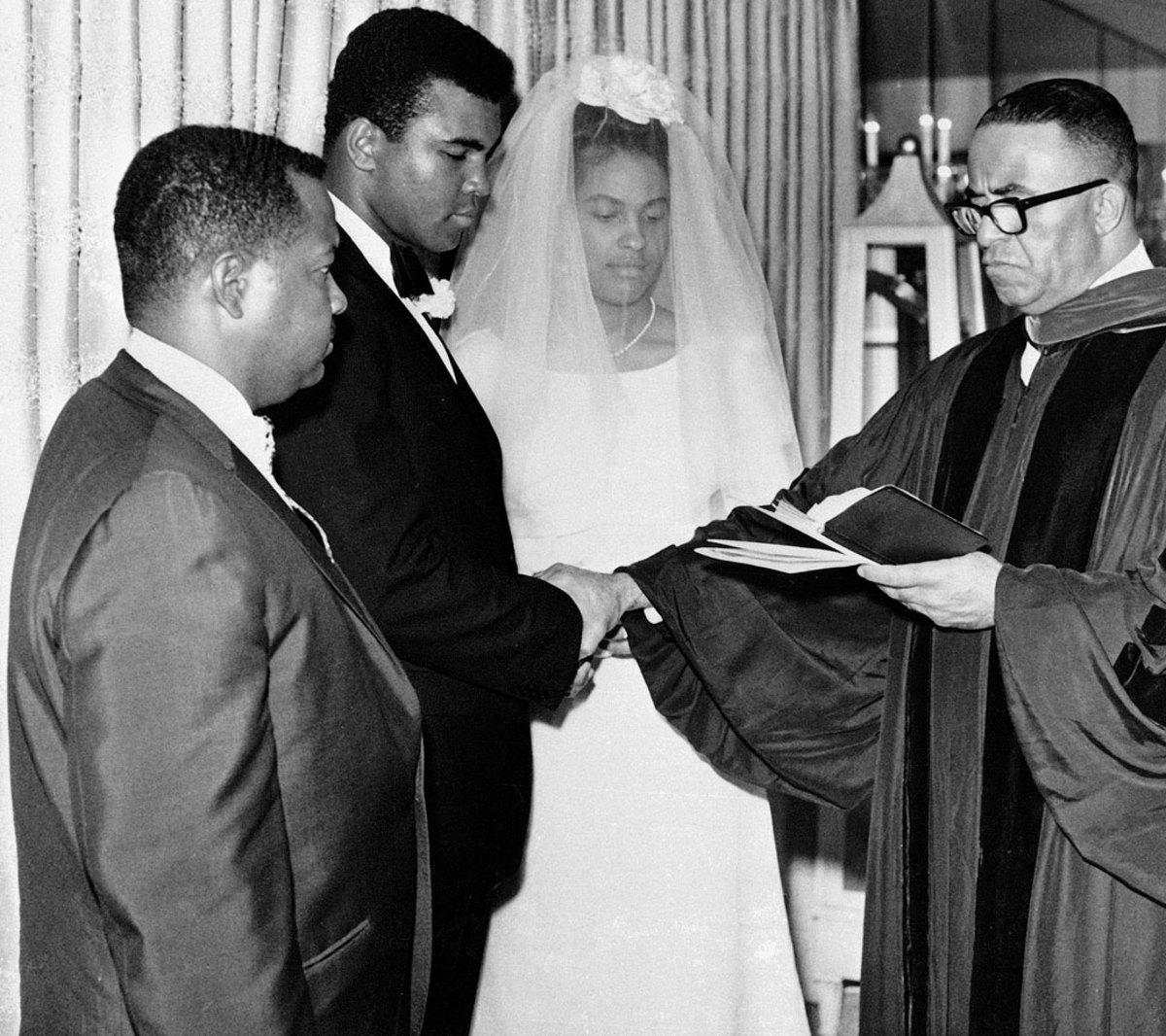 1967-Muhammad-Ali-Belinda-Boyd-wedding.jpg