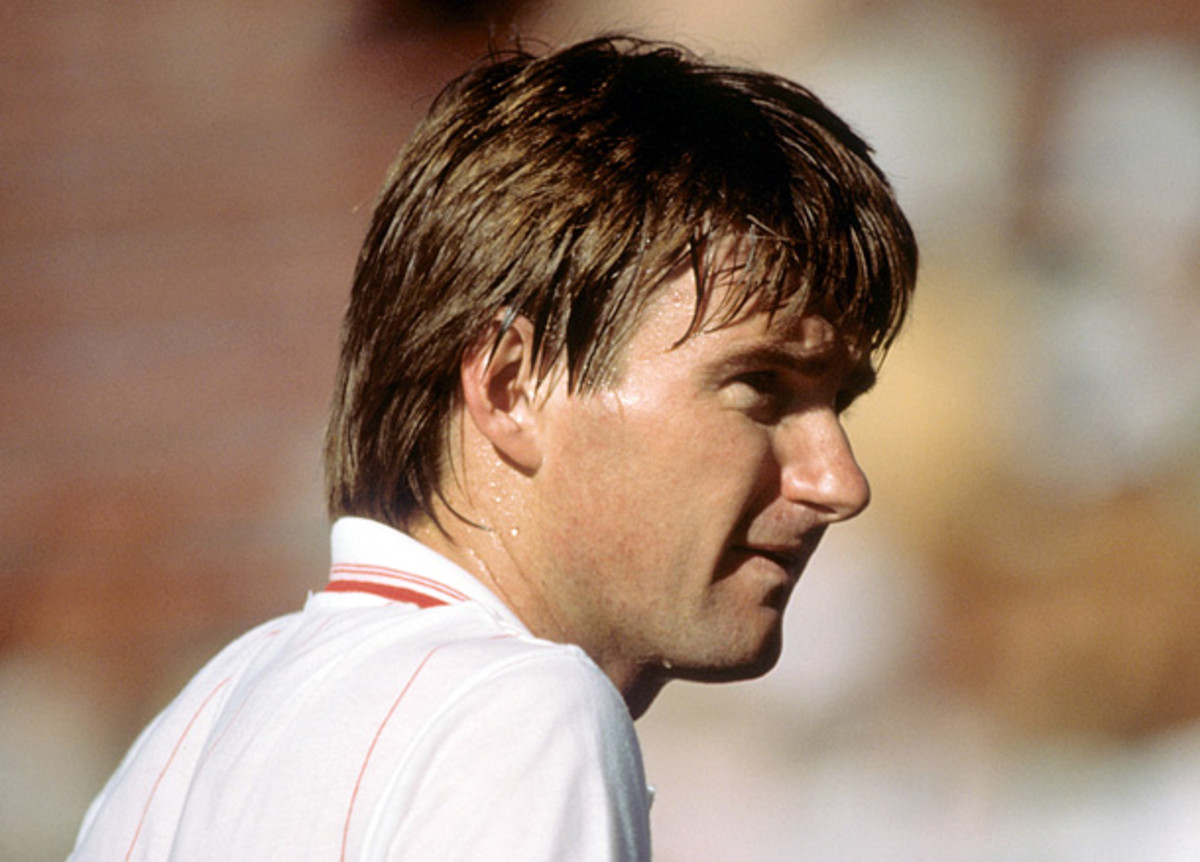 Jimmy Connors threw a fit at the 1986 Lipton tournament.
