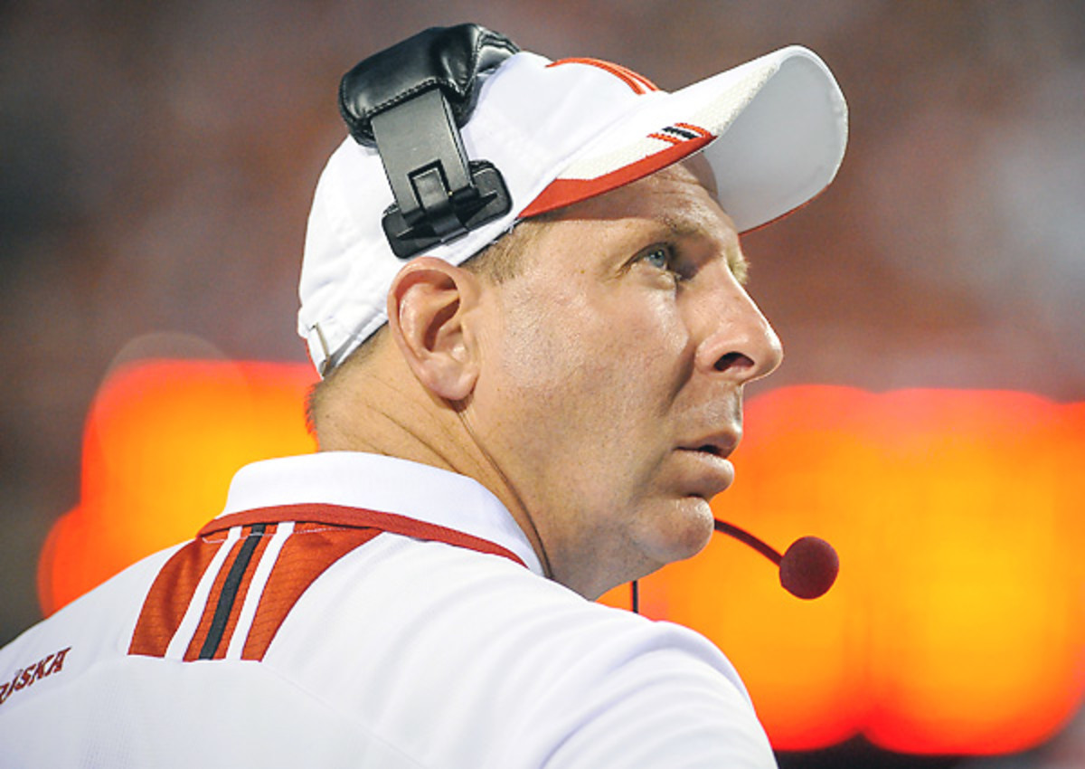 A 41-21 loss to UCLA has revived criticism of Bo Pelini and his coaching staff at Nebraska.