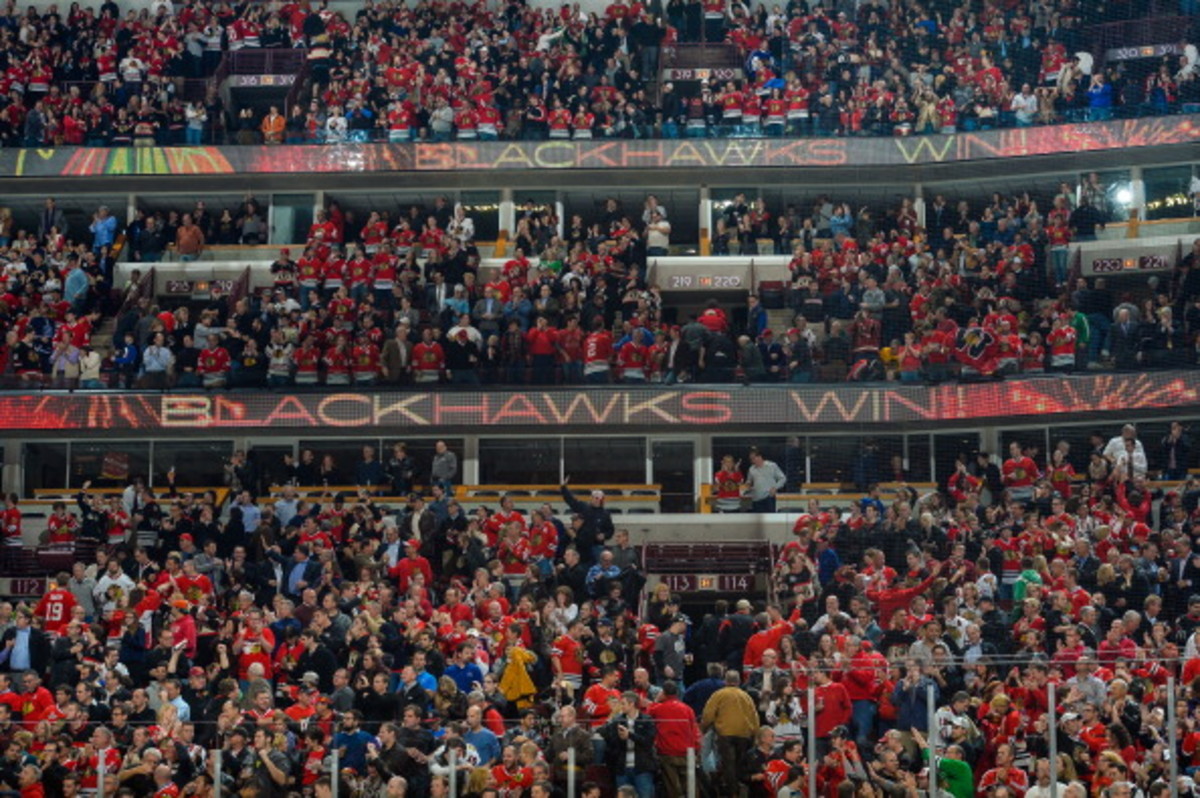 Ottawa Senators v Chicago Blackhawks