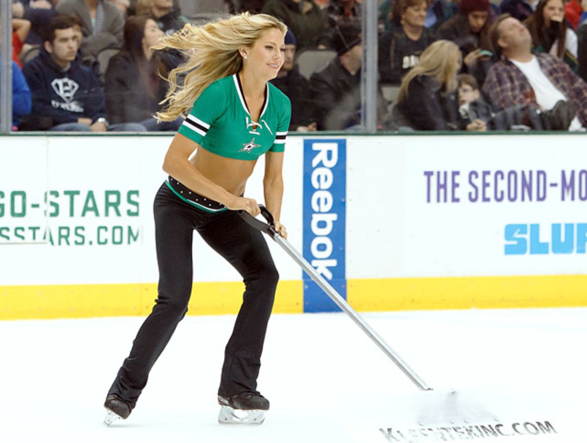 140210160459-dallas-stars-ice-girl-cey131229789-bluesatstars-single-image-cut.jpg