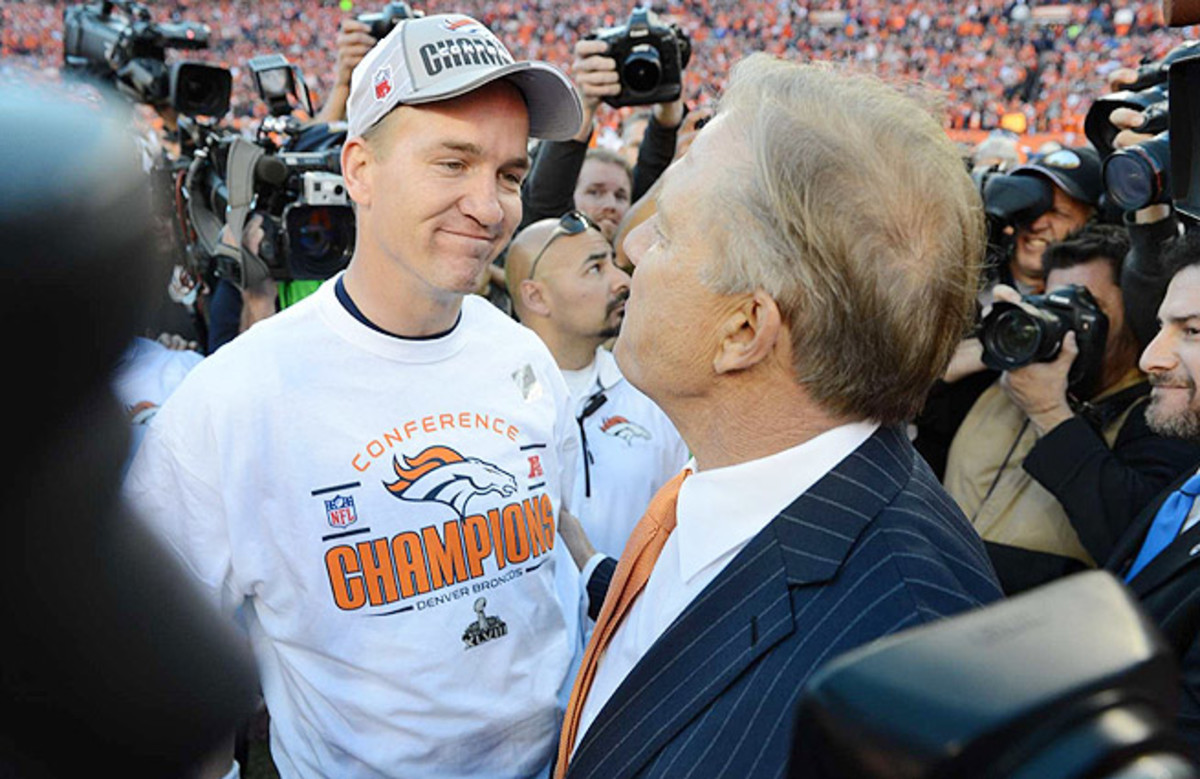 Peyton Manning (left) and John Elway have followed similar paths to greatness.