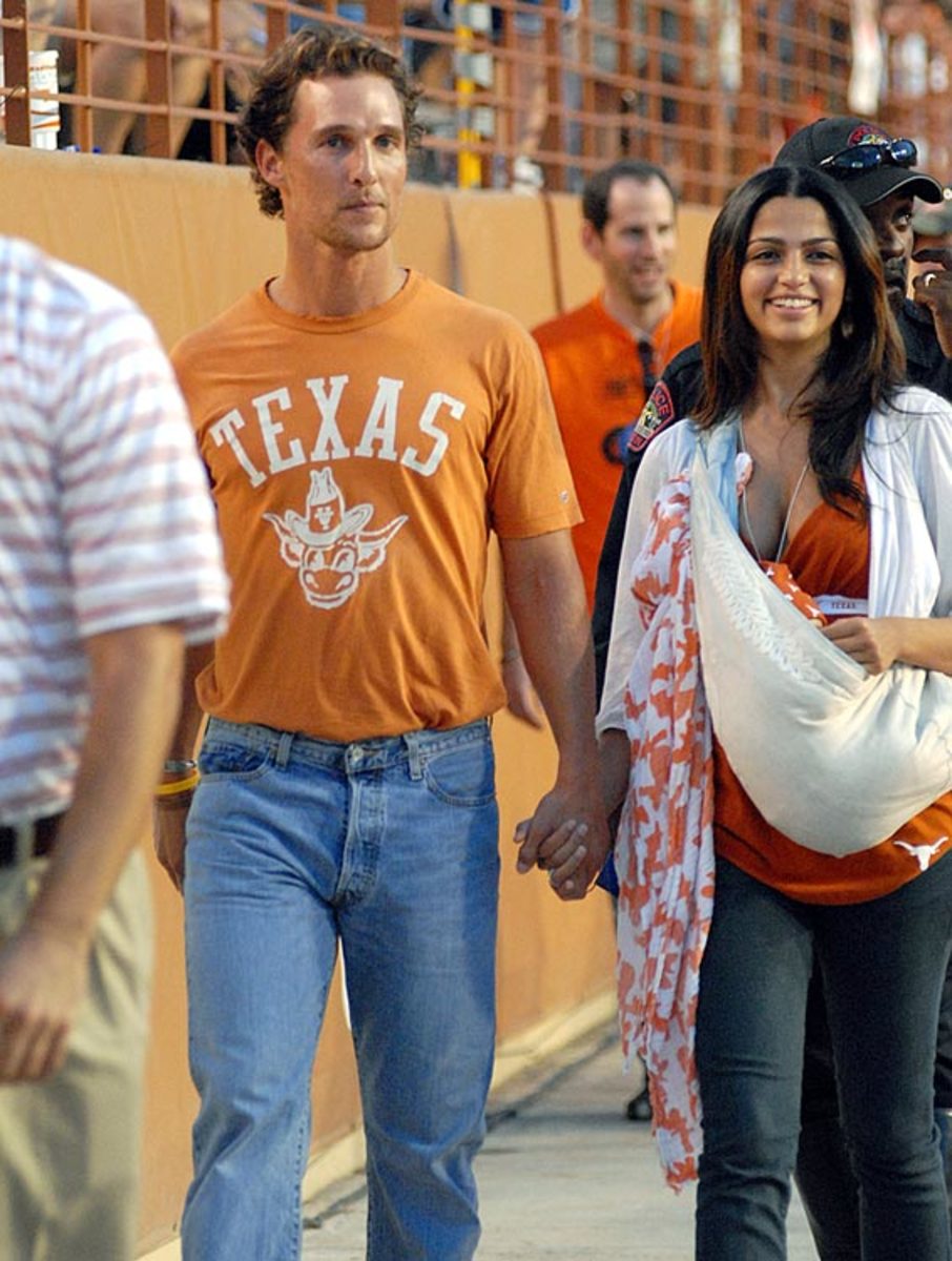 140310153333-2008-matthew-mcconaughey-camila-alves-42608083-single-image-cut.jpg