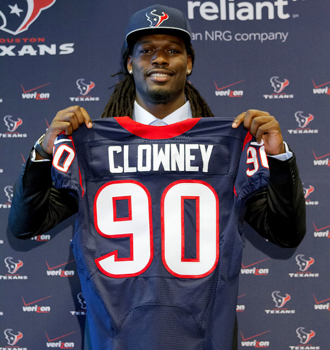 Jadeveon-Clowney.jpg