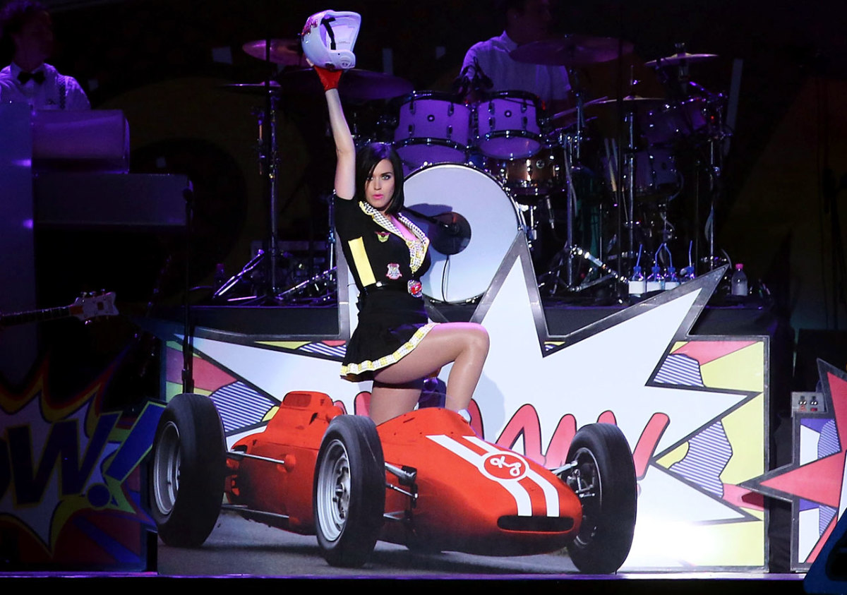 2012-0923-Katy-Perry-F1-Singapore-concert.jpg