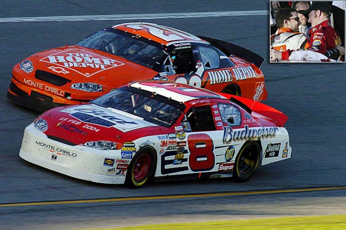 dale-earnhardt-jr-tony-stewart-DSC_4411.jpg