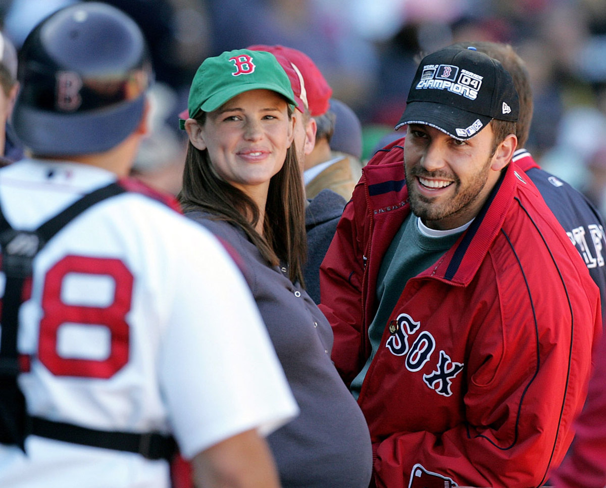 2005-1001-Ben-Affleck-Jennifer-Garner-Doug-Mirabelli.jpg