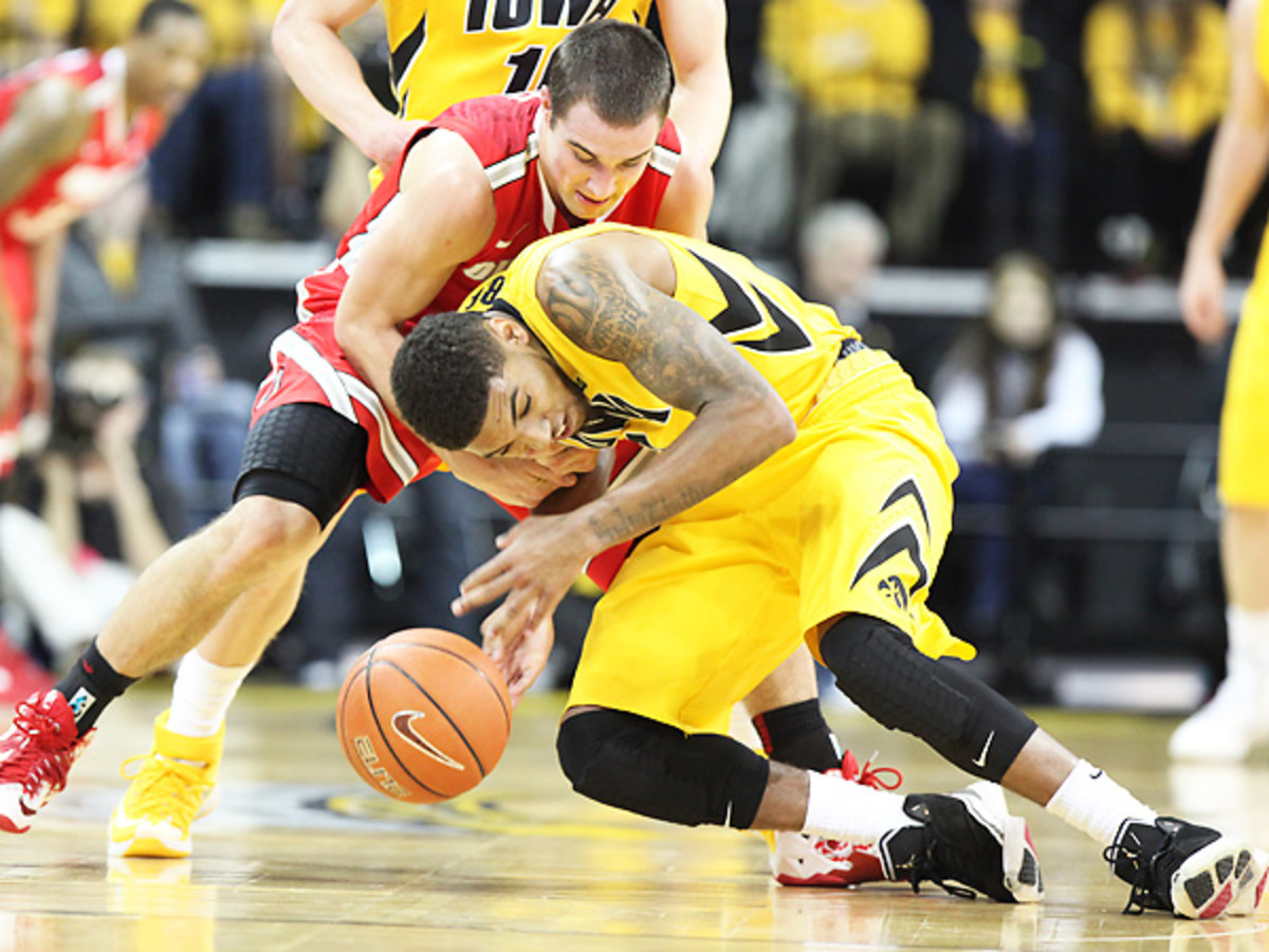 Aaron Craft and Ohio State hassled Roy Devyn Marble and the Hawkeyes in a key Big Ten matchup. (Matthew Holst/Getty Images)