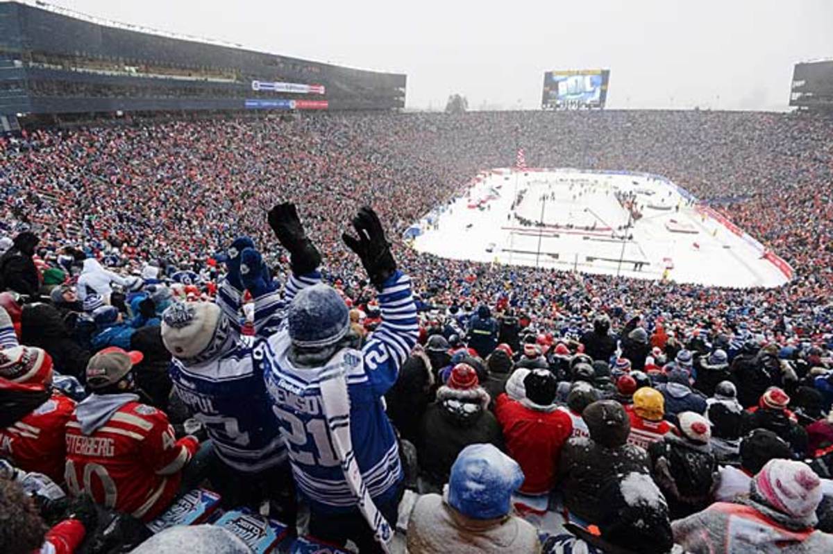 Toronto Maple Leafs fans at the 2014 NHL Winter Classic