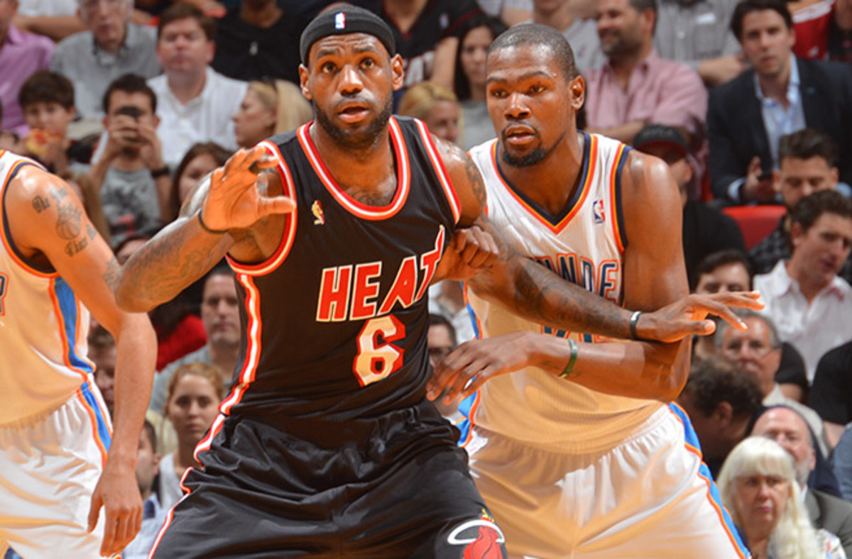 A showdown between LeBron James and Kevin Durant headlines Sunday night's All-Star showcase.