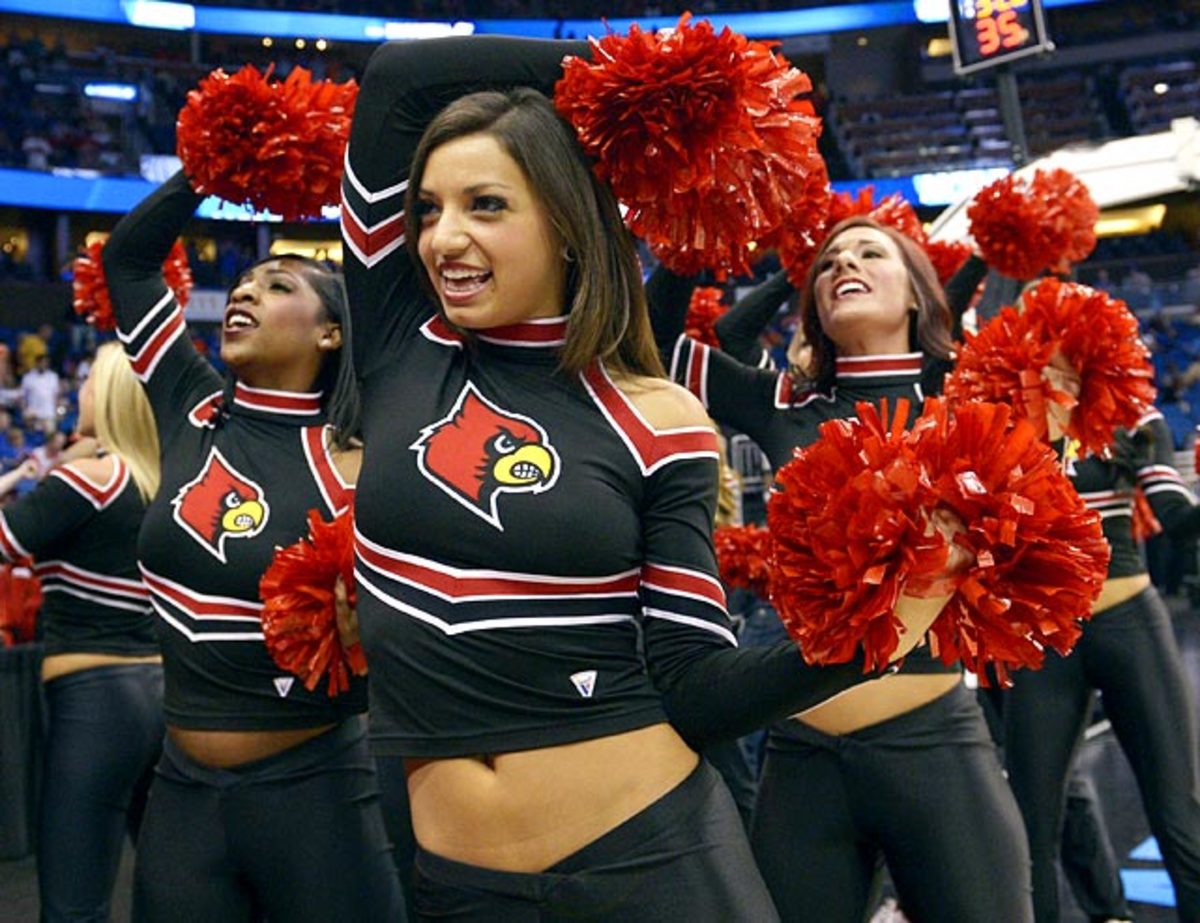 140324144713-louisville-cheerleaders-1f5d43fc923140db9c84be5d56b8b71f-0-single-image-cut.jpg