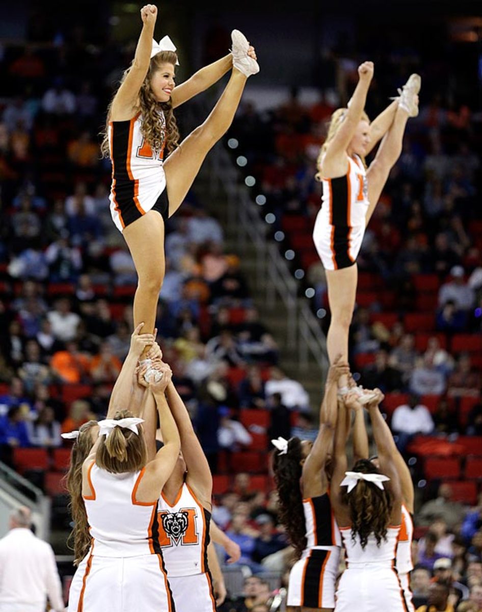 140324144837-mercer-cheerleaders-475311c95ed74fadb585dbcd5f1a5fee-0-single-image-cut.jpg