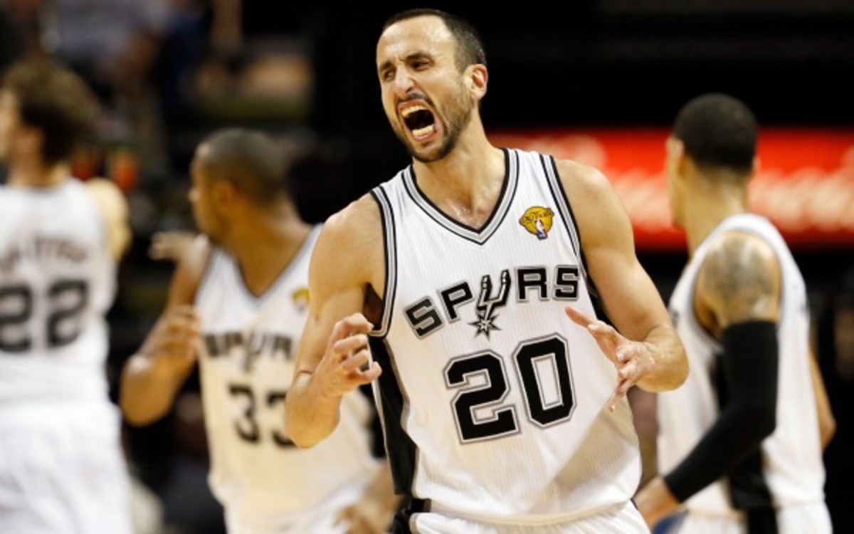 Manu Ginobili will re-sign with the San Antonio Spurs. (Kevin C. Cox/Getty Images)