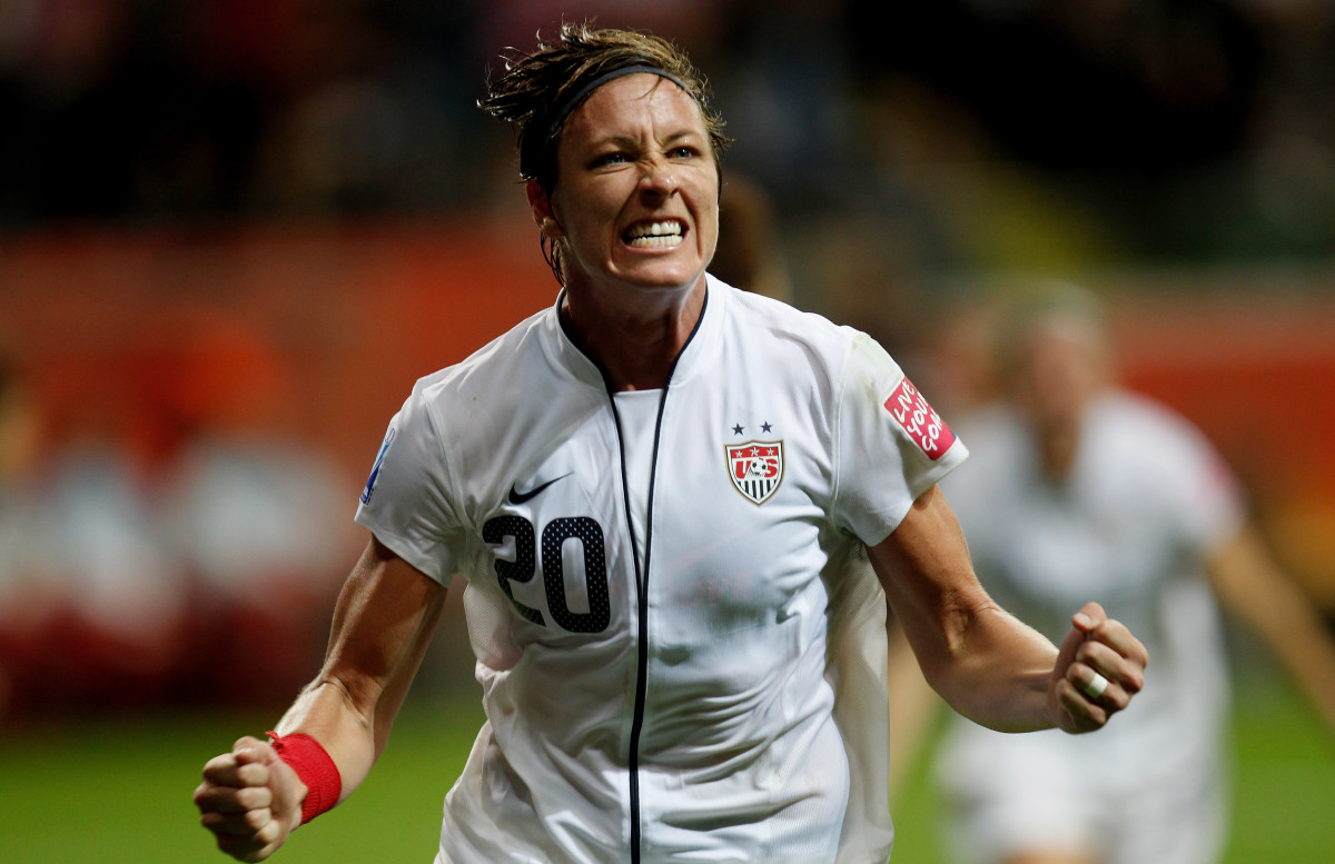 SI Now: Abby Wambach says female athletes are held to a double standard