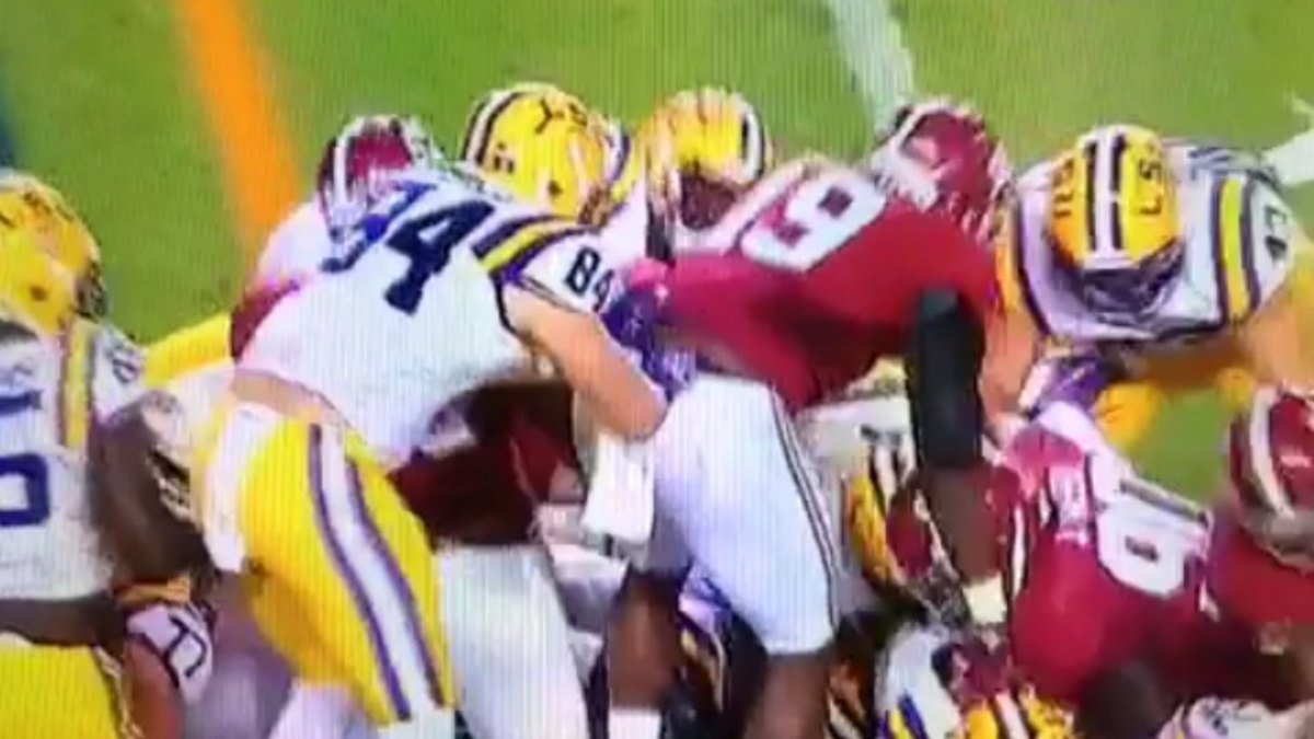 Alabama's Reggie Ragland responds to his onfield depantsing Sports Illustrated