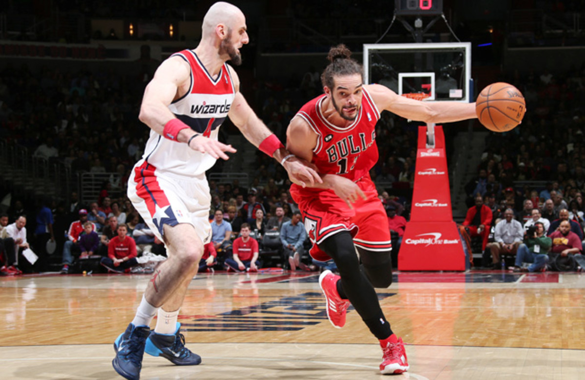 Joakim Noah (right) led the Bulls to first-round home-court advantage despite Derrick Rose's absence.