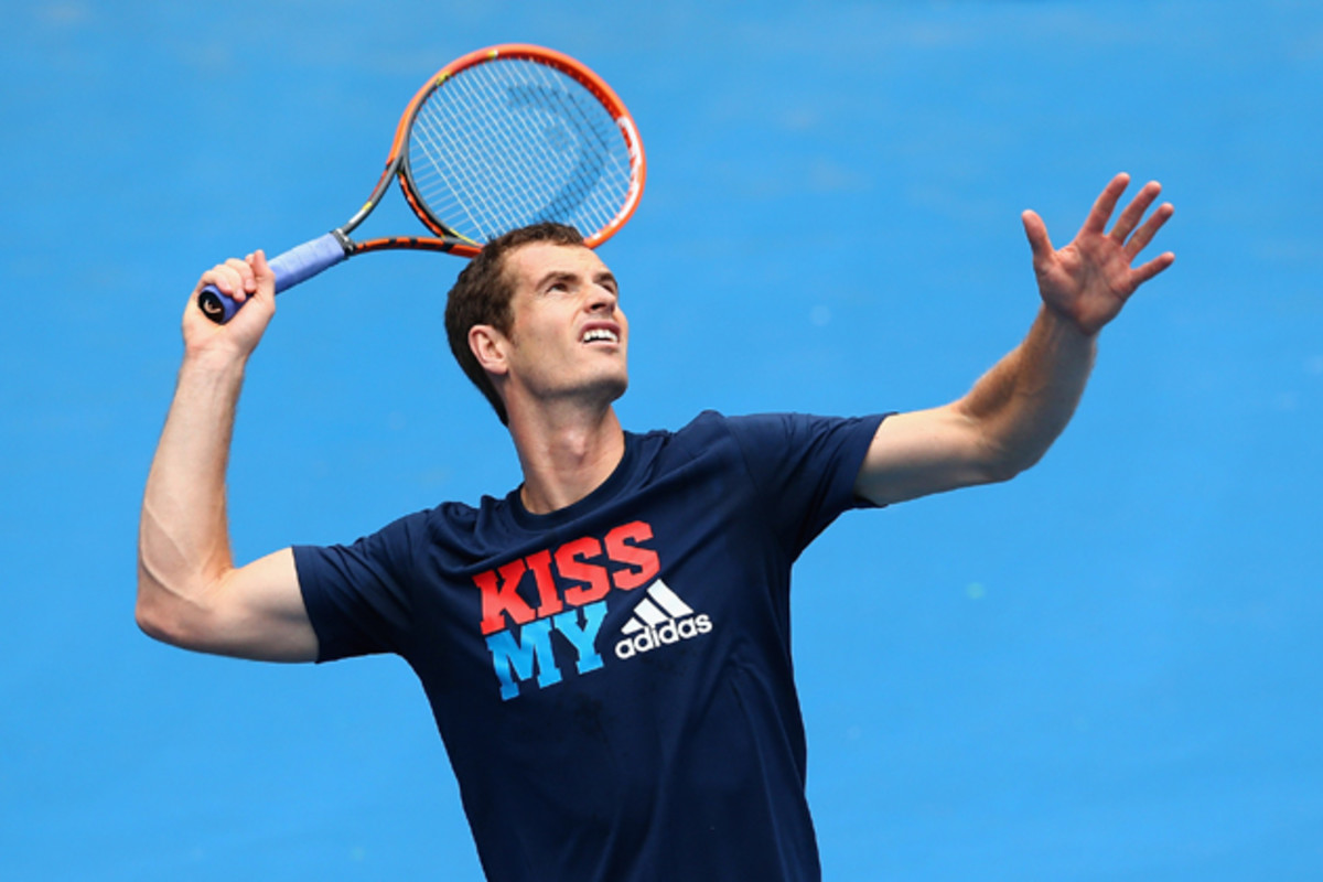 Matt Little, Andy Murray’s strength and conditioning coach, emphasizes proper footwork in his training practices. “All strokes start from the ground upward, and being in the right place to hit the ball well is key.”
