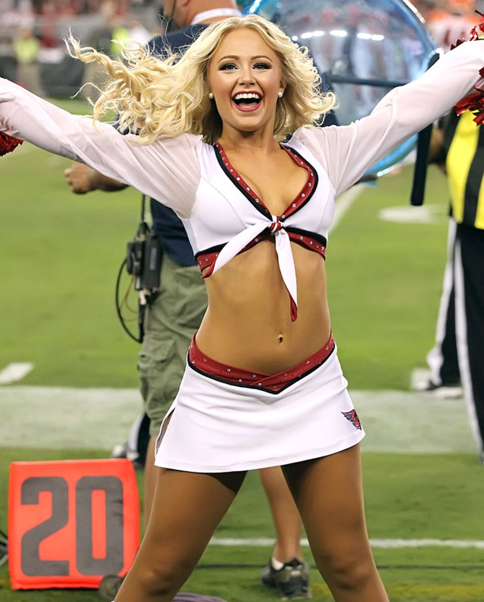 Arizona-Cardinals-cheerleaders-BY4_7696.jpg