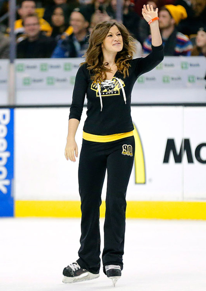 140311124642-boston-bruins-ice-girls-482131129098-rangers-at-bruins-single-image-cut.jpg