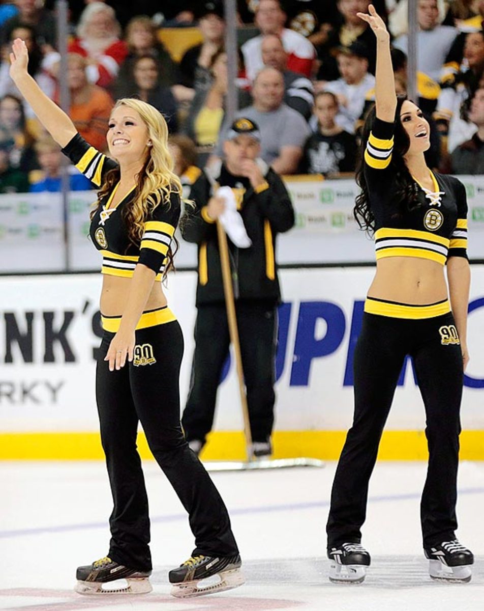 140311124524-boston-bruins-ice-girls-482131005106-red-wings-at-bruins-single-image-cut.jpg