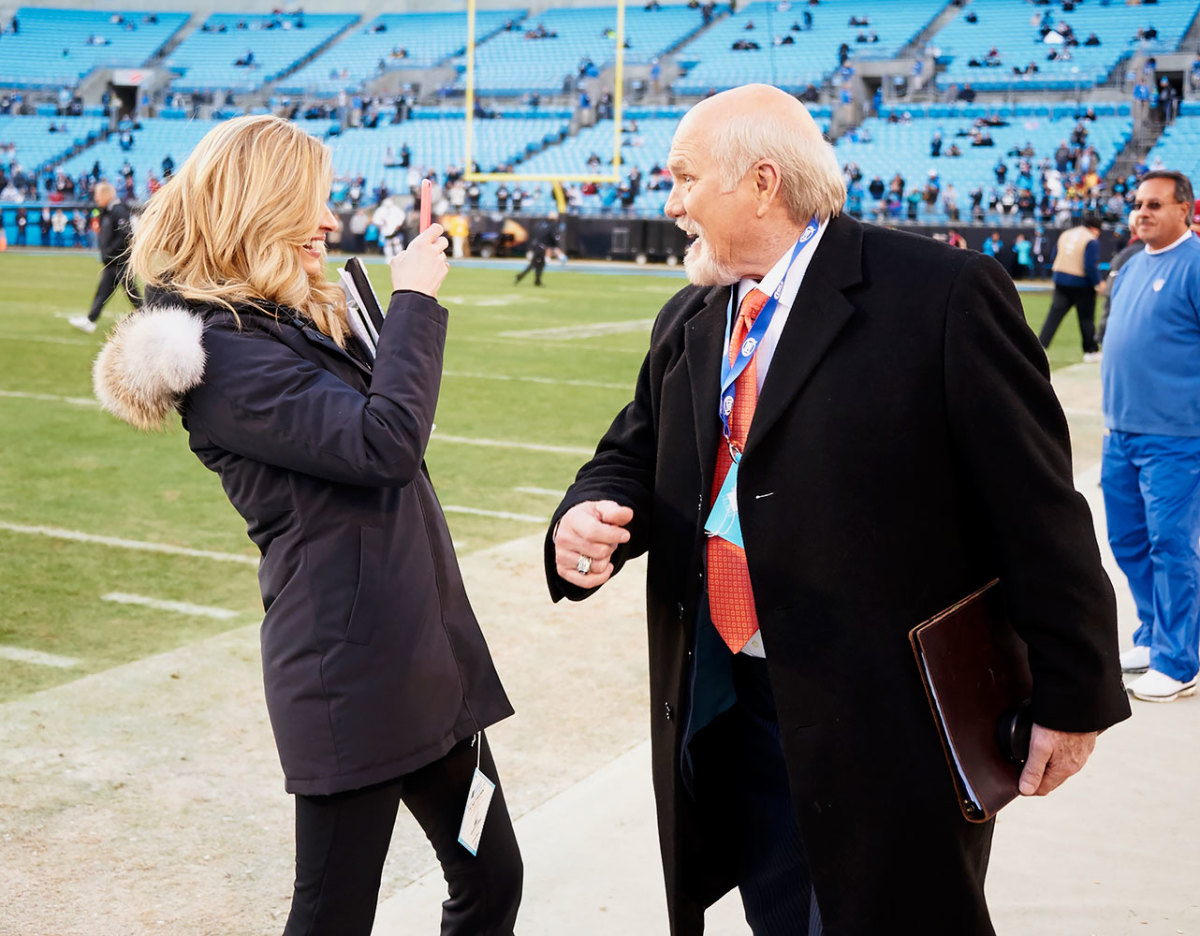 2016-0124-Terry-Bradshaw-Erin-Andrews-MMQB-1_TK1_0423.jpg