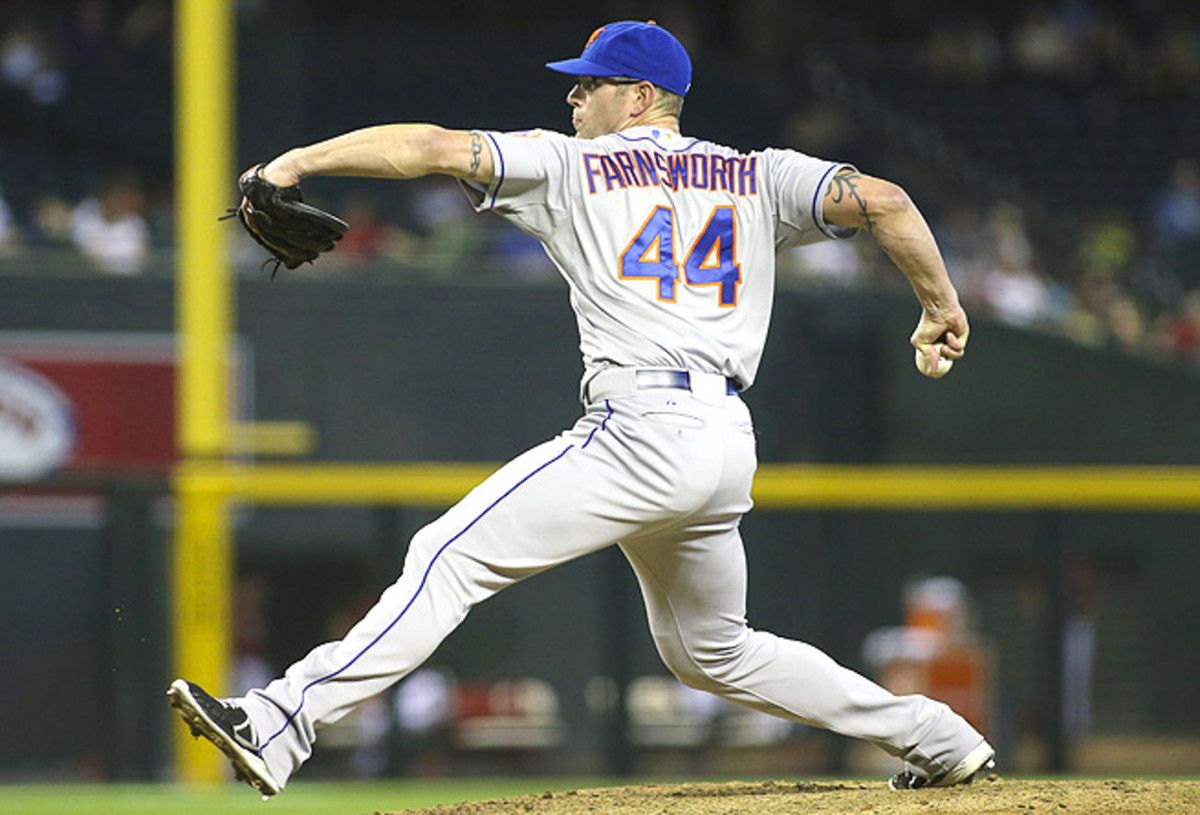 Mets' manager Terry Collins announced that Kyle Farnsworth will replace Jose Valverde as the closer.