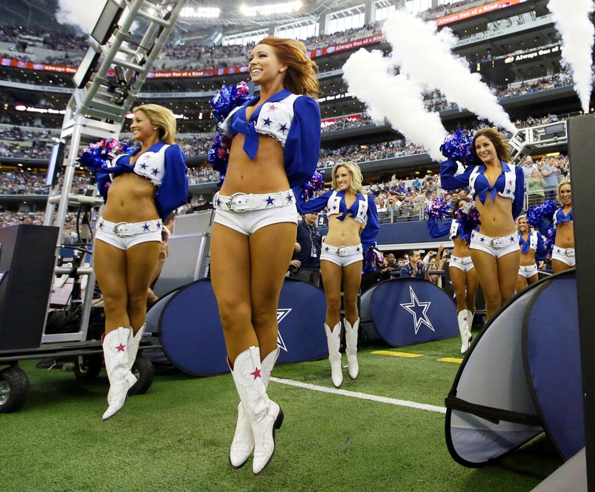 Dallas-Cowboys-cheerleaders-9f572ac667b24c20a108e8586cc5f7e9-0.jpg