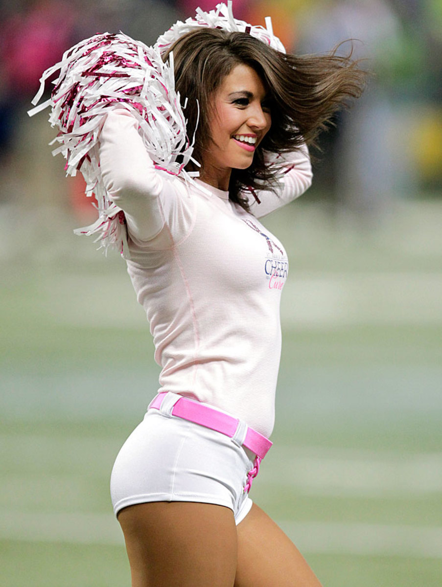 St-Louis-Rams-cheerleaders-AP486552169273_10.jpg