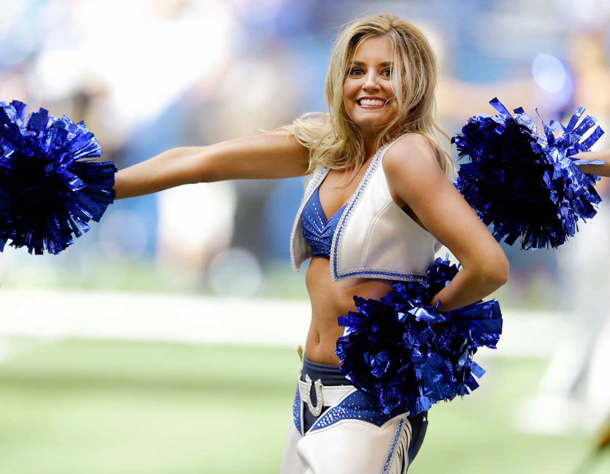 Indianapolis-Colts-cheerleaders-AP460414186810_20.jpg