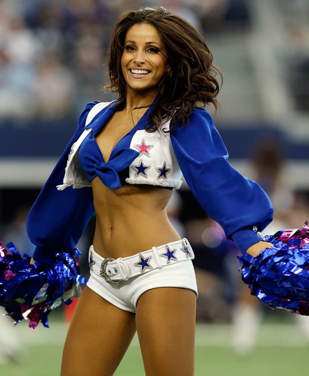 Dallas-Cowboys-cheerleaders-AP200744831051_3.jpg