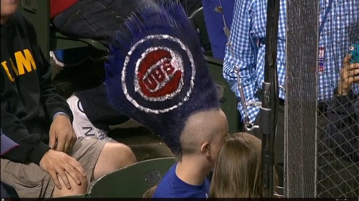 Chicago Cubs fan has the most extreme mohawk of alltime Sports