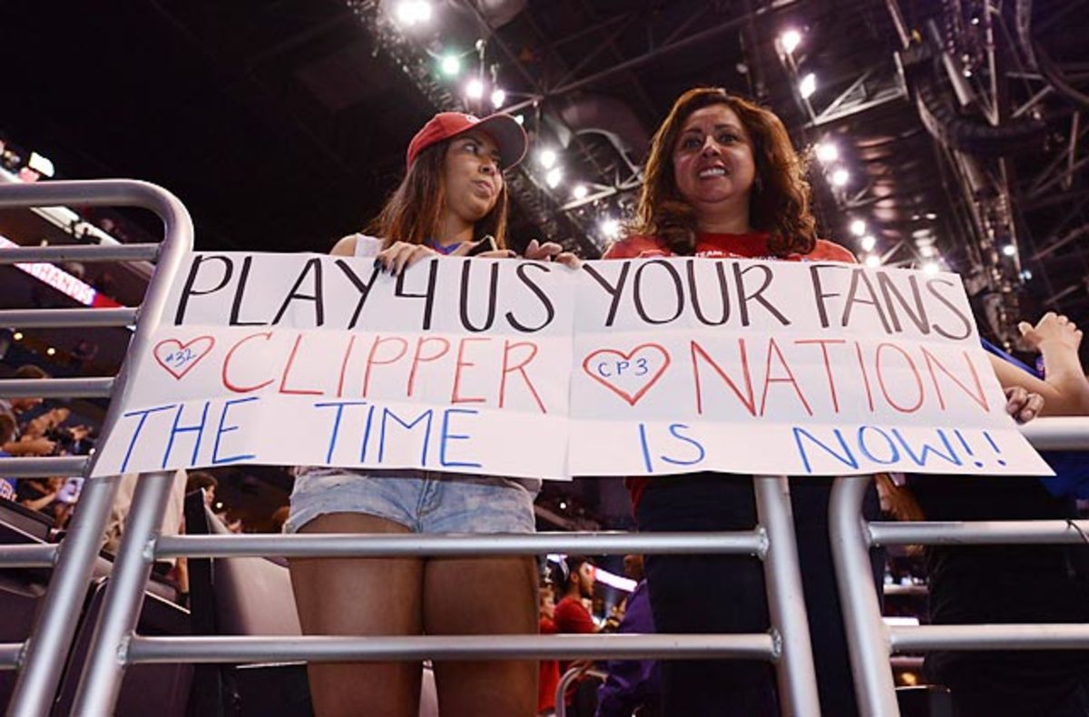 140430101542-clippers-fans-x158153-tk1-529-single-image-cut.jpg