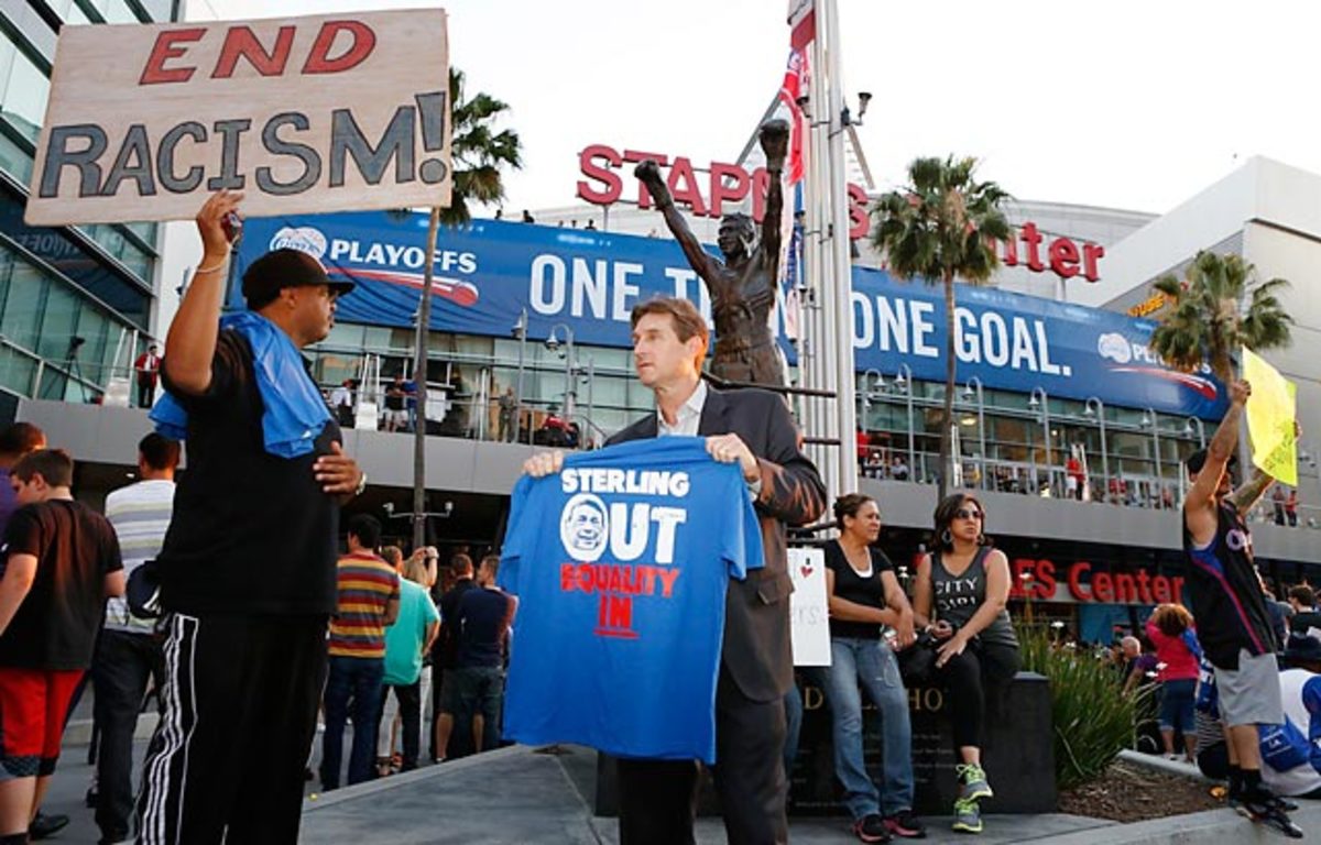 140430101714-clippers-fans-x158159-tk1-675-single-image-cut.jpg