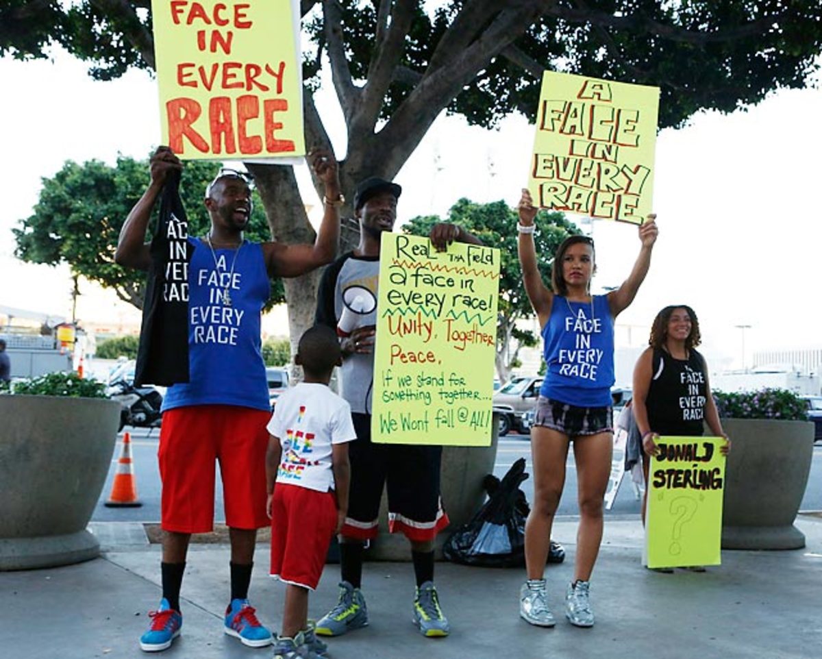 140430101658-clippers-fans-x158159-tk1-603-single-image-cut.jpg