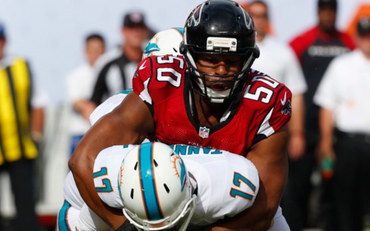 Atlanta Falcons defensive end Osi Umenyiora has 82.5 sacks in his 10-year NFL career.  (AP Photo/Kevin Terrell)