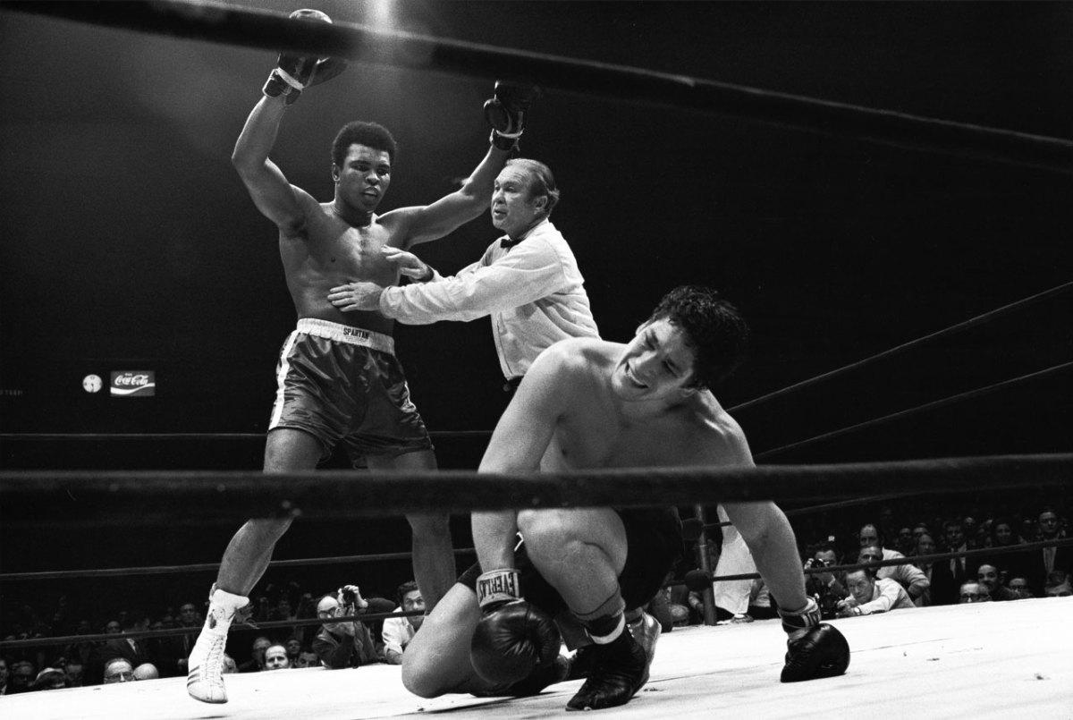 1970-muhammad-ali-oscar-bonavena-014476212.jpg