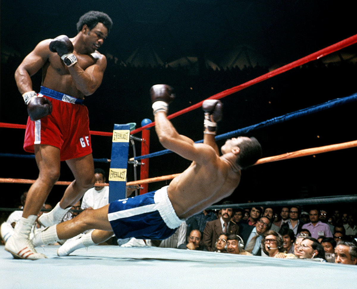 1974-george-foreman-ken-norton-001165905.jpg