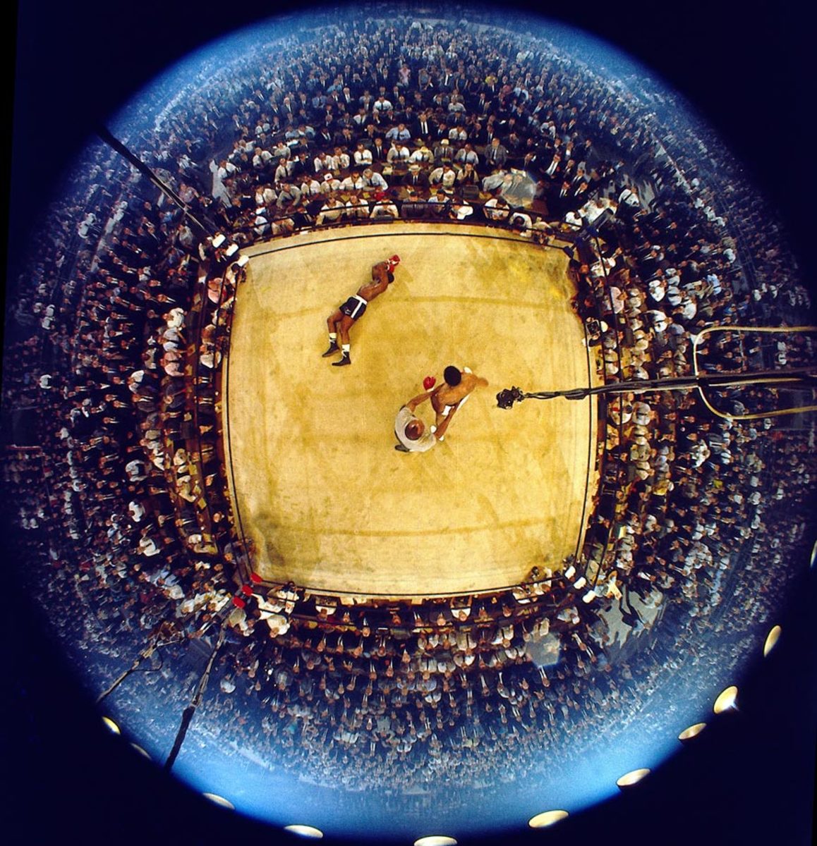1965-muhammad-ali-sonny-liston-001314312.jpg