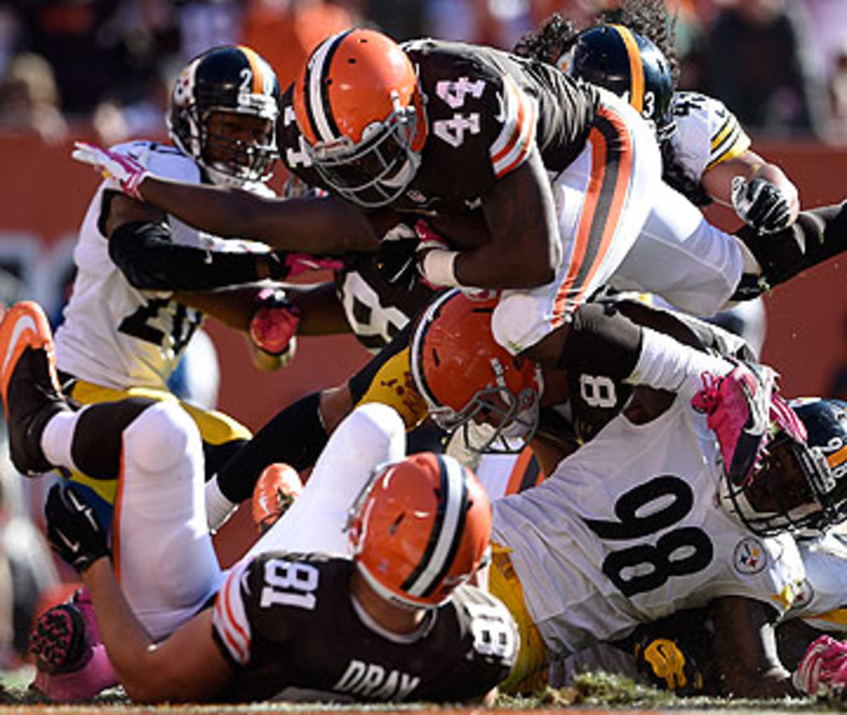 Ben Tate led a Browns' rushing attack that imposed its will on the Steelers defense. (Jason Miller/Getty Images)