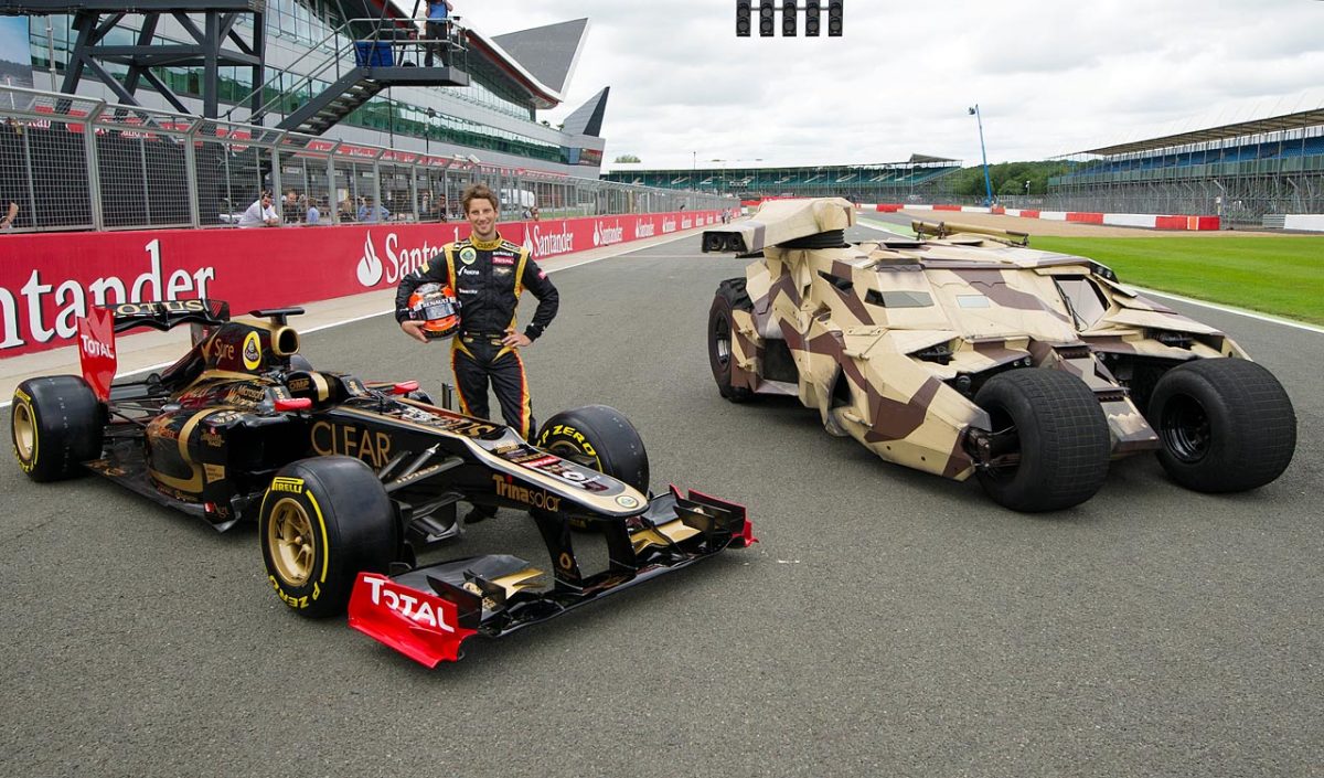 2012-Romain-Grosjean-F1-Batman-Tumbler.jpg