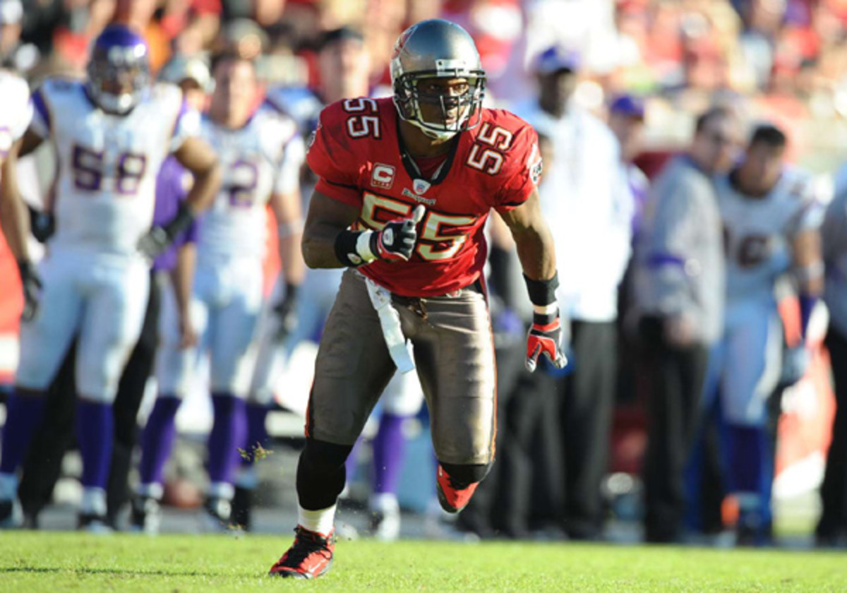 Derrick Brooks, Michael Strahan, Andre Reed, others inducted into Hall