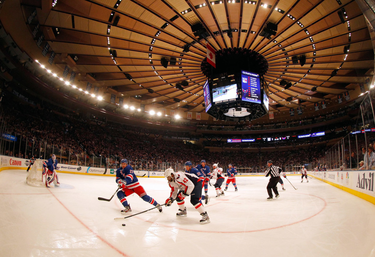 Arena Wars Stanley Cup Final edition L.A.’s Staples Center vs. NYC’s
