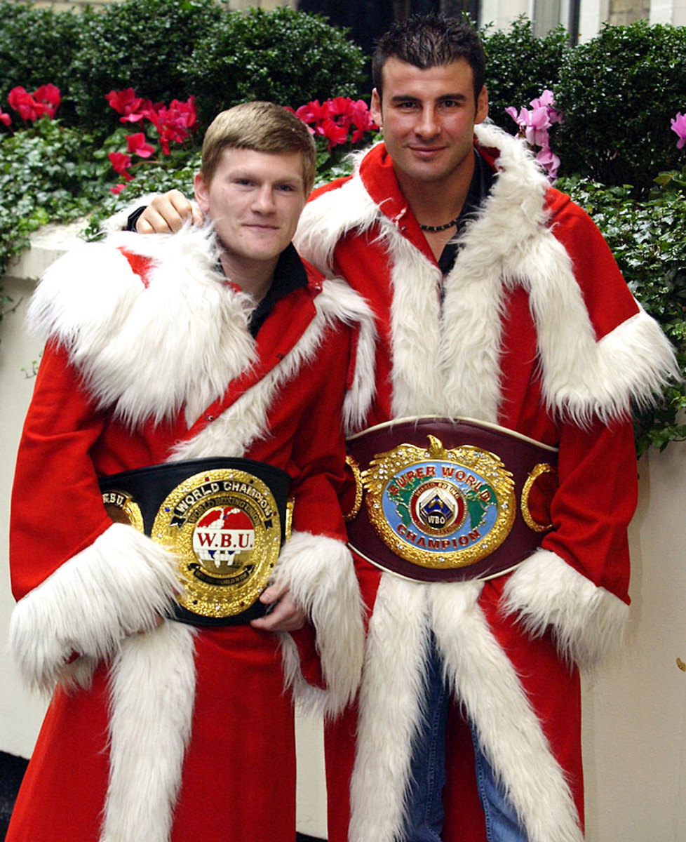 Ricky-Hatton-Joe-Calzaghe-Santa.jpg