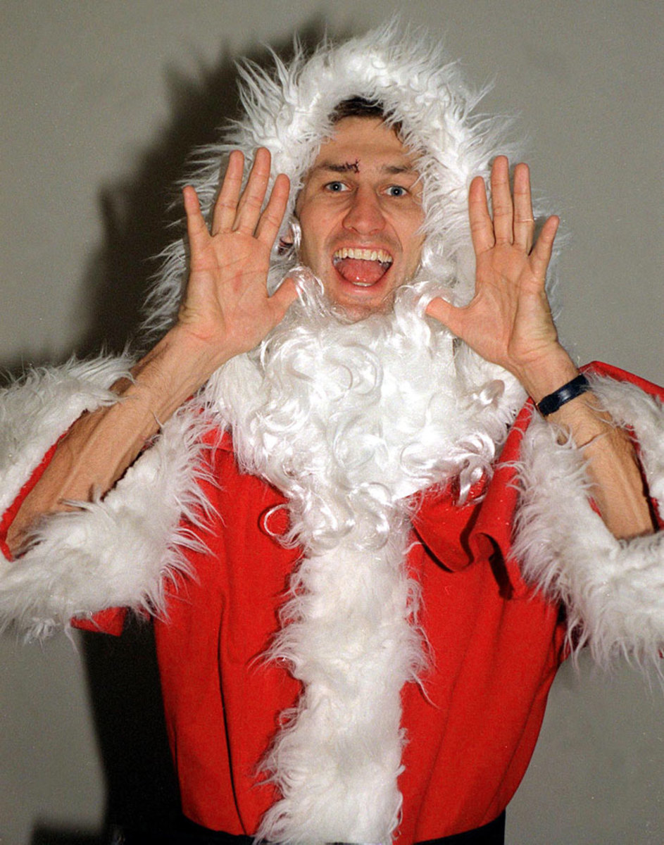 Tony-Adams-Santa.jpg