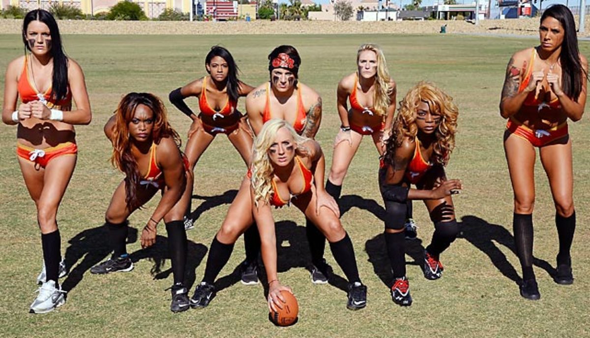 божьи коровки группа девушек. ансамбль божьи коровки. наталья шоколадкина божья коровка. владимир воленко божья коровка. ребенок в костюме божьей коровки.