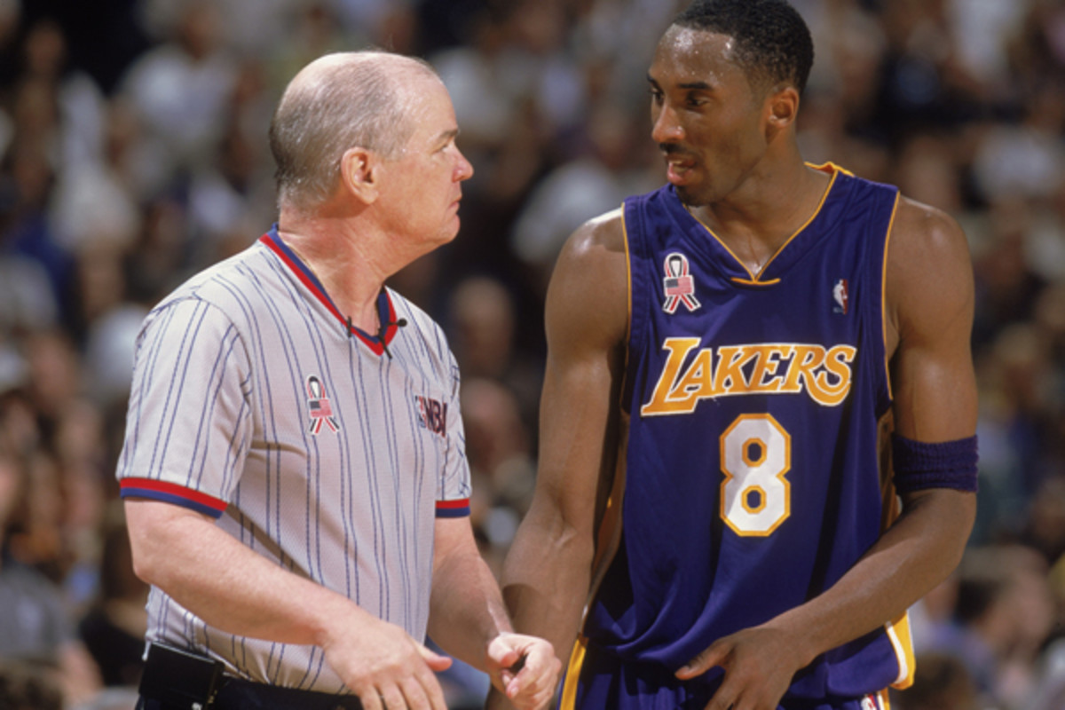 Kobe Bryant and Joey Crawford :: Getty Images