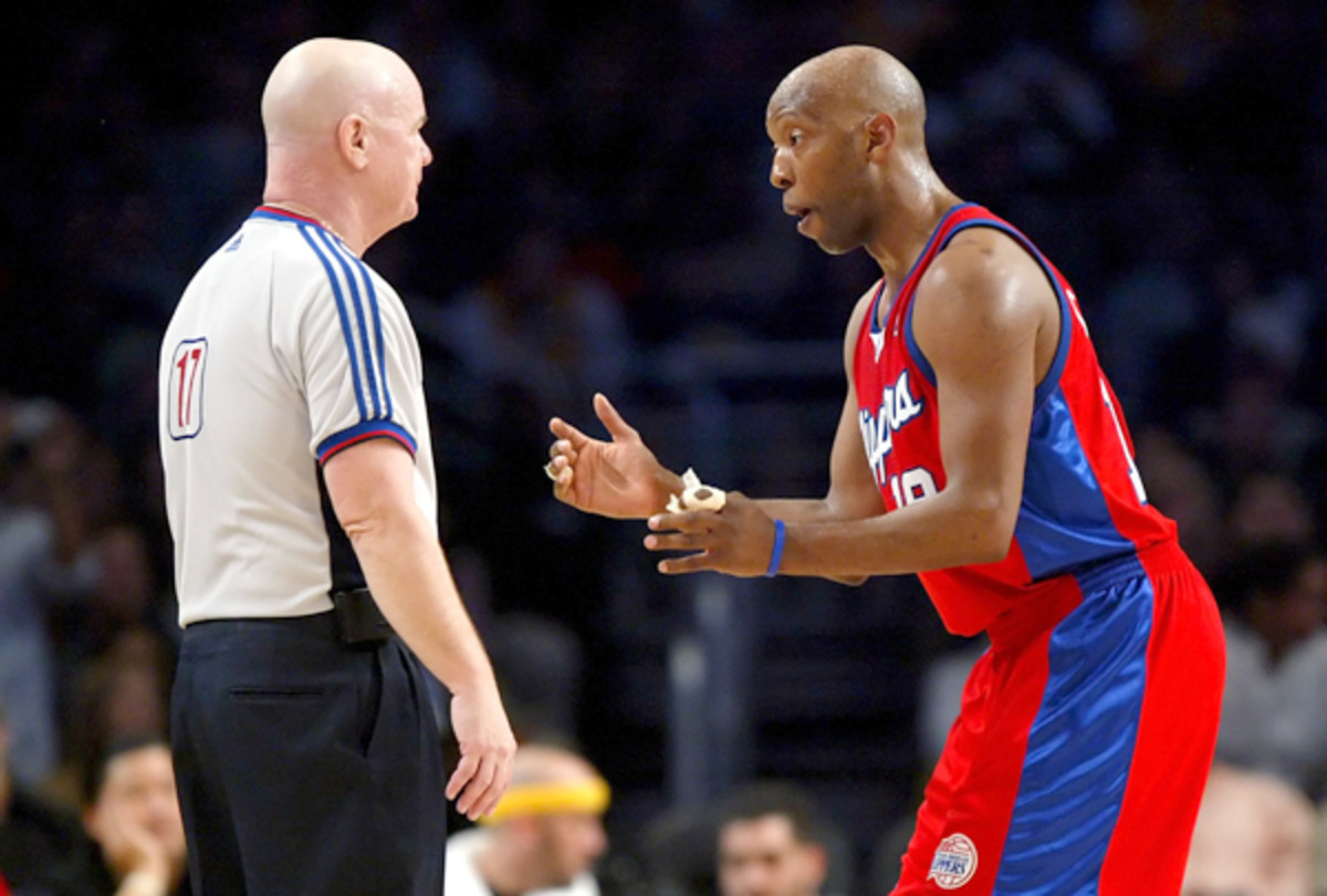 Sam Cassell and Joey Crawford :: Getty Images