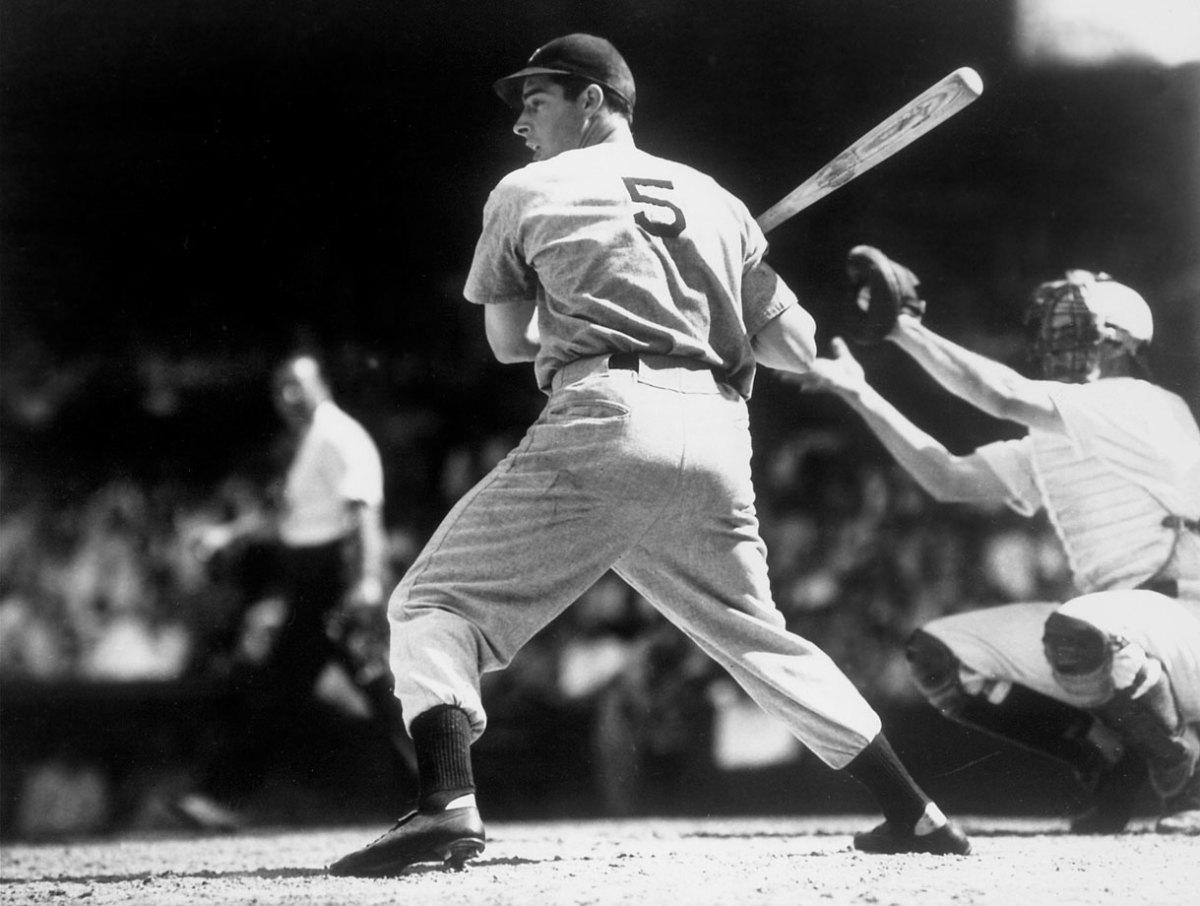 05-joe-dimaggio.jpg