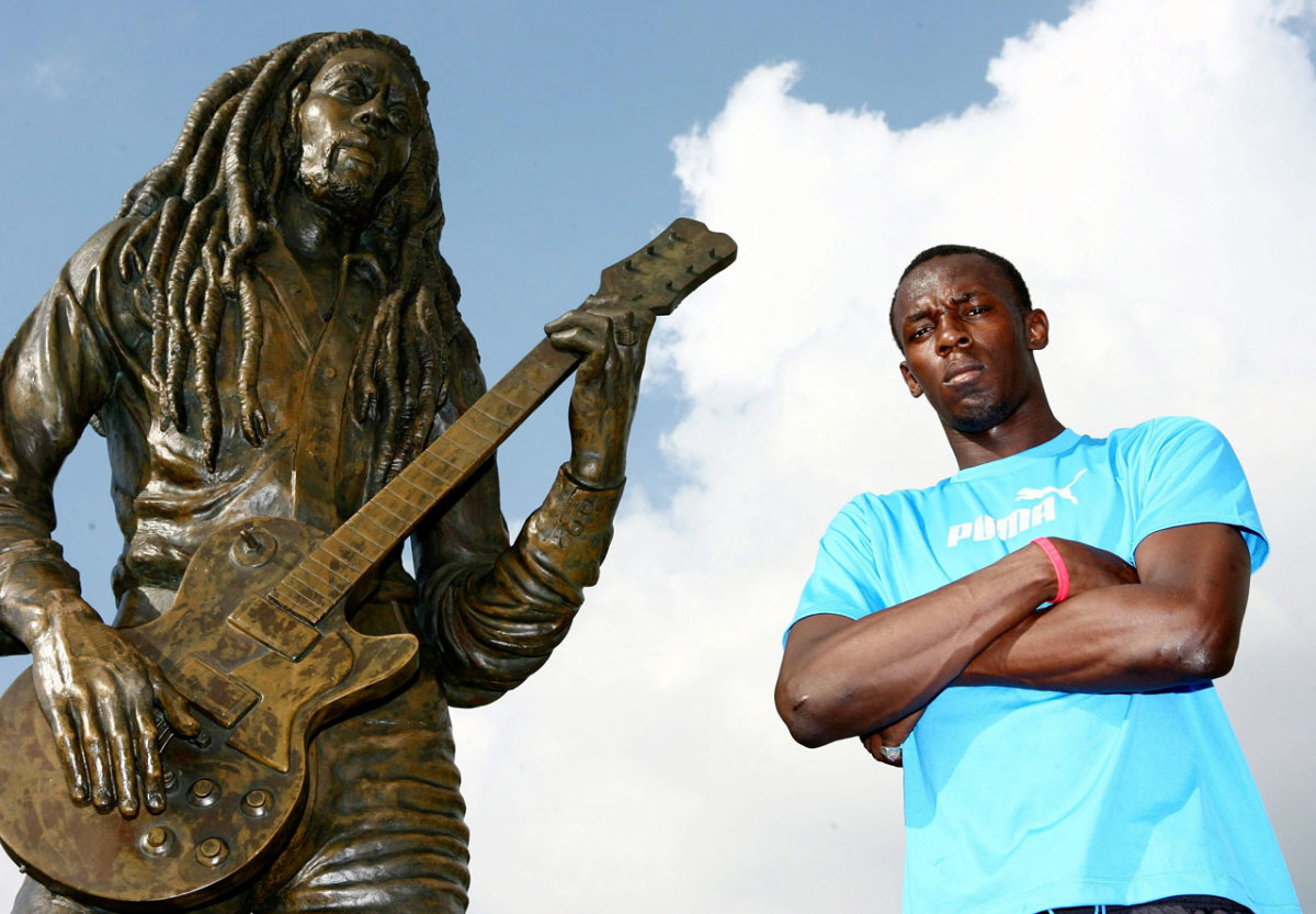 2007-Usain-Bolt-Bob-Marley-statue.jpg