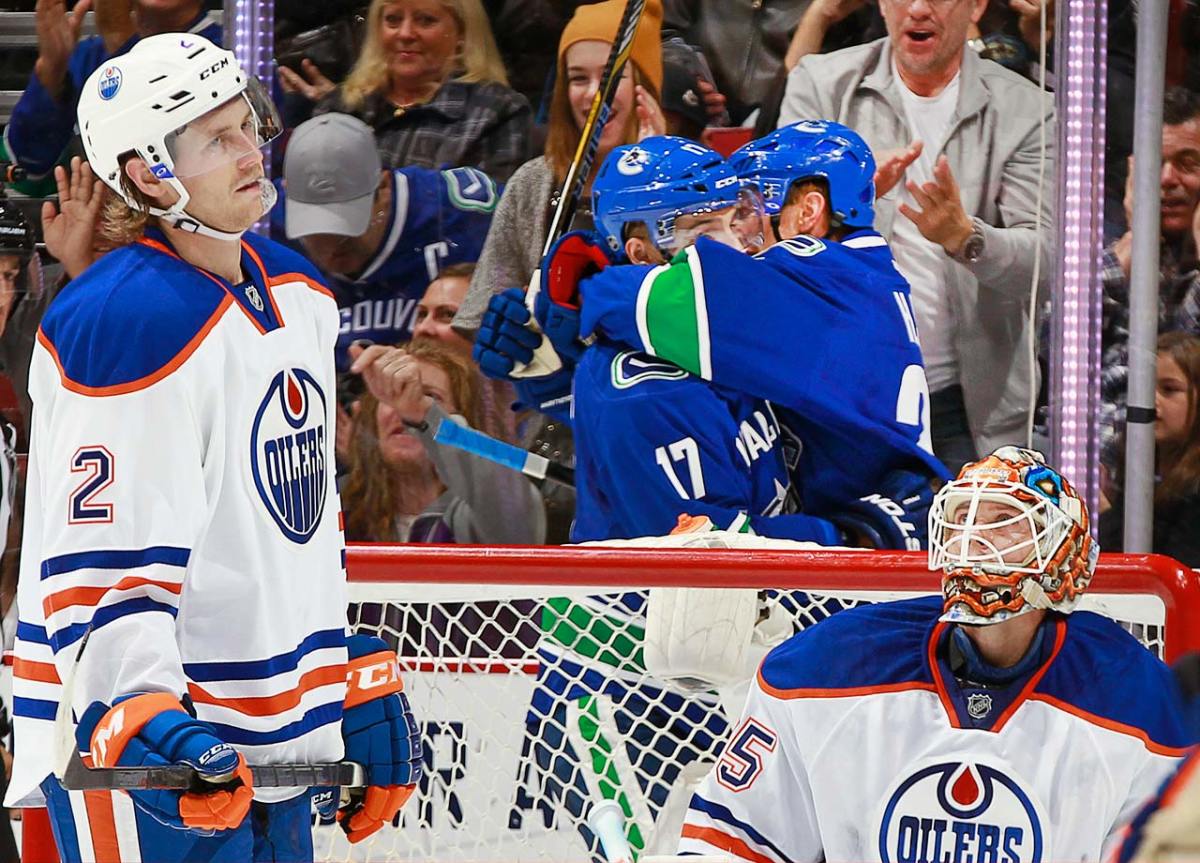 2014-Edmonton-Oilers-dejected.jpg